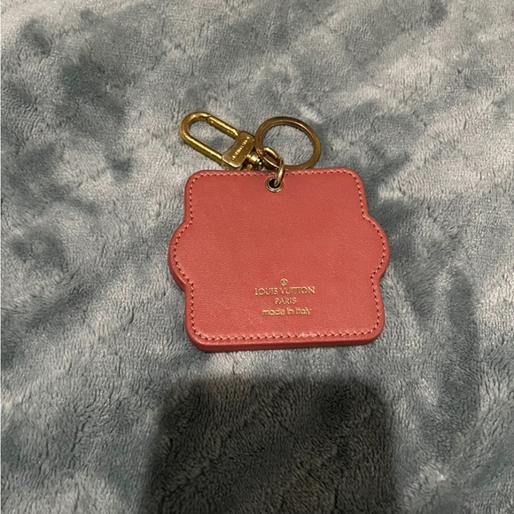 Louis Vuitton Vernis Dog Face Charm Rare Collectible key chain pink - Picture 2 of 2